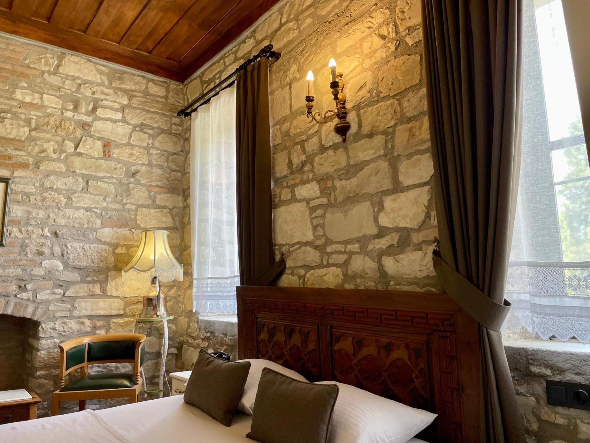 Urla Tas Konak Otel エクステリア 写真