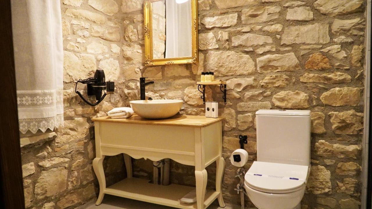 Urla Tas Konak Otel エクステリア 写真